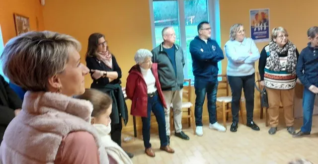 photo  une partie de la population rassemblée lors des vœux de la maire.  &copy;  ouest-france 