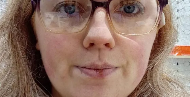 photo  coralie galmiche est la nouvelle responsable de la bibliothèque.  &copy;  ouest-france 