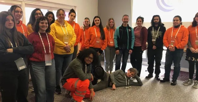 photo  une partie des participants avec, notamment, sébastien bichon, champion paralympique.  &copy;  co 