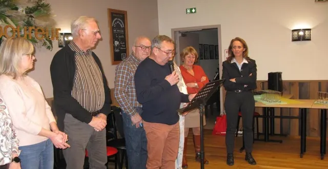 photo  laurent bothereau, maire, présente ses vœux à la population.  &copy;  ouest-france 