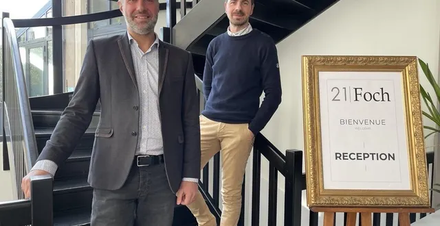 photo  julien chevallereau (à gauche) et francky boisseau (à droite) ont repris l’hôtel 21 foch depuis le 2 janvier 2025.  &copy;  ouest-france 