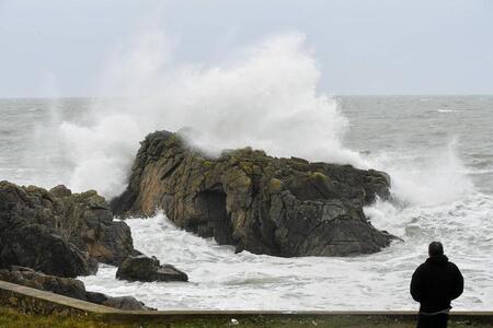 photo Outre des vents violents, la tempête Éowyn entraînera des pluies intenses et de la neige par endroits. Photo d’illustration. France Dubray / Archives Ouest-France 