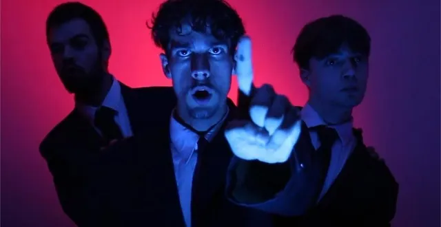 photo  avec sa comédie musicale réalisée en seulement 48 heures, l’association ben brothers production est sélectionnée pour un festival international aux états-unis.  &copy;  ben brothers production 