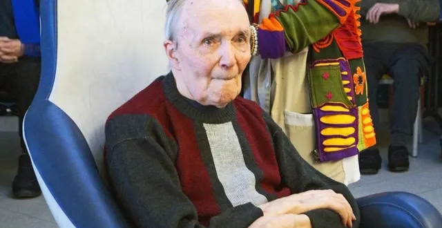 photo  c’était à chanu le 14 septembre 2024, l’harmonie avait donné une aubade à son ancien chef, à la maison de retraite les tilleuls.  &copy;  ouest-france 