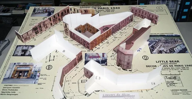 photo  la maquette de rues de paris en 1940, pour le film laissez-passer, représente 500 m linéaires de rue, avec les décors des façades des immeubles, sur une surface de 10 000 m2.  &copy;  ouest-france 