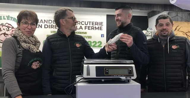 photo  françoise et joël chevalier ont transmis l’entreprise à timothé et nicolas chevalier.  &copy;  ouest-france 