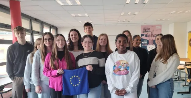 photo  les élèves de première préparent leur voyage à l’étranger.  &copy;  les horizons 