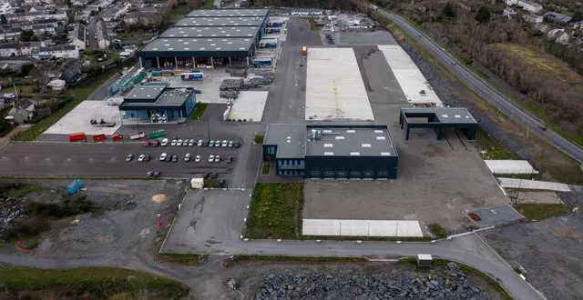 photo  l’entreprise ageneau s’est installée fin 2023 sur l’ancien site des ardoisières à trélazé.  &copy;  co - josselin clair 