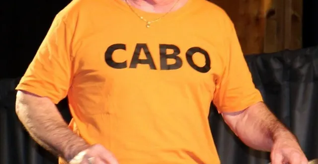 photo  cabochard est invité par le count folk danse.  &copy;  le maine libre 