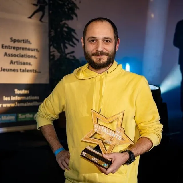 photo louis coulée, artisan de l’année 2024.  ©  le maine libre - xavier sarrat