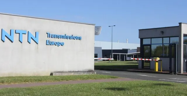 photo  127 postes vont être supprimés à ntn allonnes, en sarthe.  &copy;  archives ouest-france 