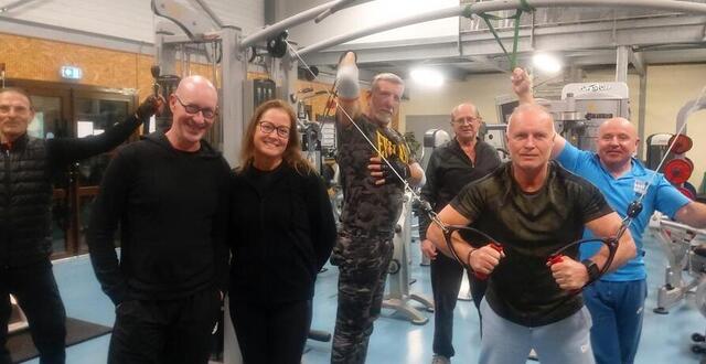 photo  roger-pierre bioret et céline banière, à gauche, dans la salle de musculation tommy-smith, du stade allende.  ©  ouest-france 