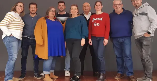 photo  la troupe de l’arlequin est dans les starting-blocks.  &copy;  co 