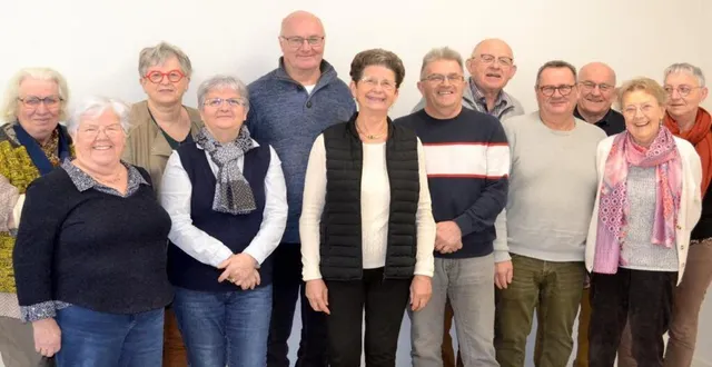 photo  présidente de l’alsp, lucette théberge (au centre) a prévu d’emmener les adhérents à amboise en juin prochain.  &copy;  le maine libre 