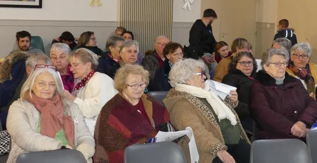 photo  familles dollonnaises solidaires, une association qui tourne bien.  &copy;  le maine libre 