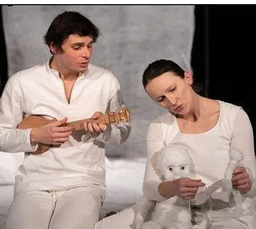 photo  un spectacle d’objet sans parole à destination des enfants de 1 à 7 ans.  &copy;  o. sochard 