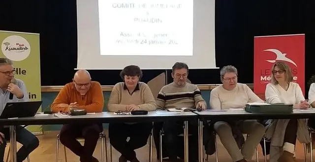 photo  le président du comité de jumelage, philippe perrier, a présenté le bilan de l’année écoulée.  &copy;  ouest-france 