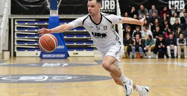 photo  lucas fontaine et l’union rennes restent sur quatre défaites consécutives.  &copy;  archives jocelyne régent 