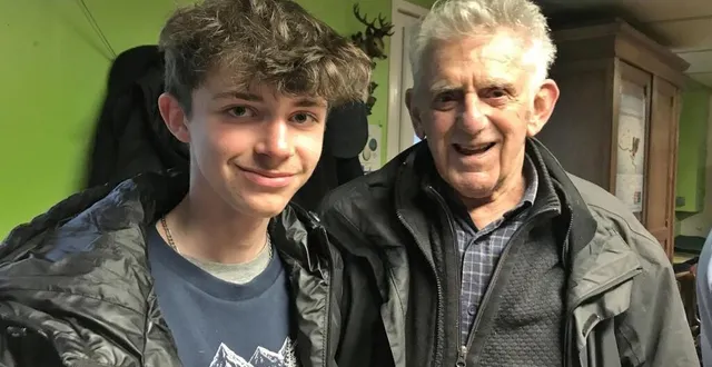 photo  timéo, 14 ans et lili chouteau : le plus jeune et le plus ancien sociétaire.  &copy;  co 