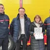 photo  la ville, les sapeurs-pompiers et le crédit mutuel, partenaires pour une campagne d’initiation collective à l’utilisation des défibrillateurs. 