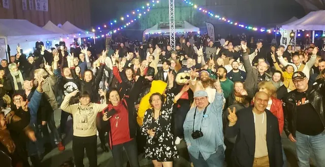 photo  ils étaient près de 500 fans à vibrer à la culture rock.  &copy;  ouest-france 