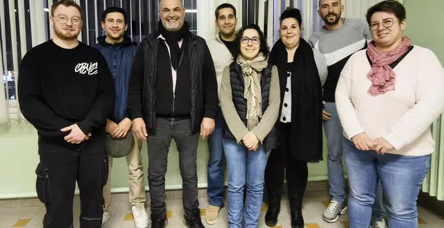 photo  nouveau et ancien bureau et la municipalité.  &copy;  le maine libre 