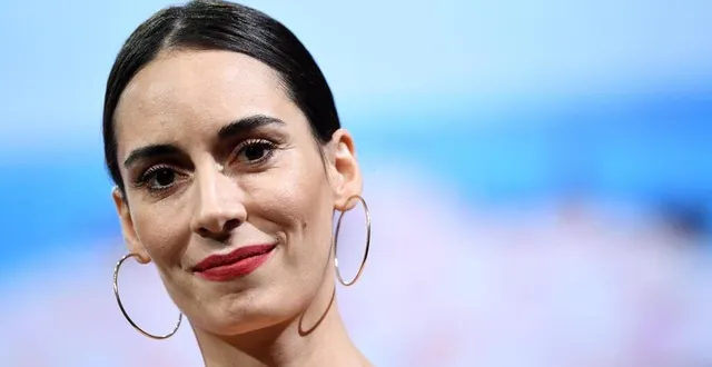 photo  melisa sözen lors de la première édition du festival cannes séries, en avril 2018.  &copy;  pascal le segretain / getty images via afp 