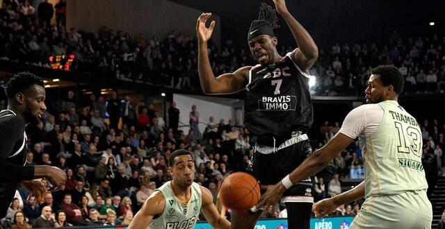 photo  kevin koné et le caen bc n’ont pas relevé la tête, ce mardi 4 février.  ©  photo : ouest-france 