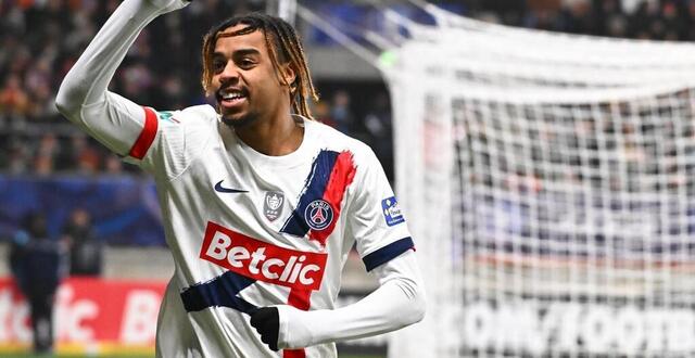 photo  bradley barcola célèbre son but face au mans en huitièmes de finale de la coupe de france avec le psg, mercredi 4 février.  ©  photo : franck dubray / ouest france 