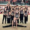 photo les gymnastes masculins du niveau performance.