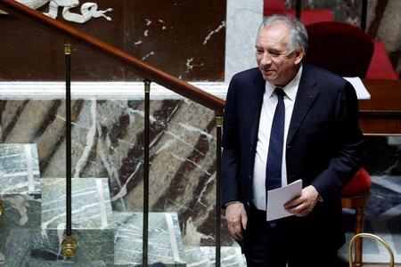 photo Francois Bayrou, le 3 février 2025 à l’Assemblée, après avoir annoncé l’usage de l’article 49.3 de la Constitution pour faire passer le projet de loi de financement de la Sécurité sociale sans vote. Ce qui l’expose à une motion de censure. Gonzalo Fuentes, REUTERS 