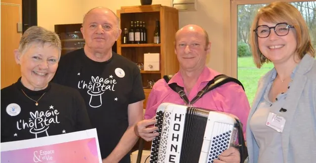 photo précigné. thés dansants : 2 000 € aux associations  &copy;  le maine libre 