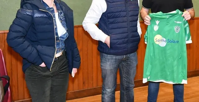 photo  l’équipe a reçu de nouveaux maillots.  &copy;  le maine libre 