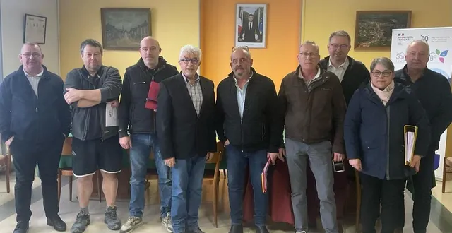 photo  mercredi matin, les entreprises ont reçu leurs ordres de service.  &copy;  ouest-france 