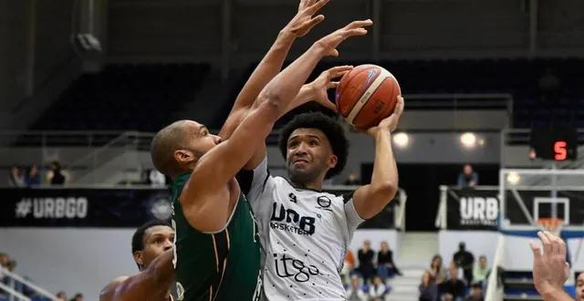 photo  rudy ekwakwe-priso.  &copy;  jocelyne régent 