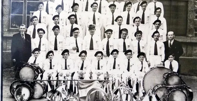 photo  une cinquantaine de musiciens composait la clique de la petite a dont le chef de musique sur la photo était émile lepeinteur.  &copy;  ouest-france 
