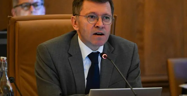photo  philippe chalopin, le président de la communauté de communes baugeois-vallée, a présenté les budgets communautaires le jeudi 6 février lors du conseil qui s’est tenu à bocé.  &copy;  archives co – laurent combet 