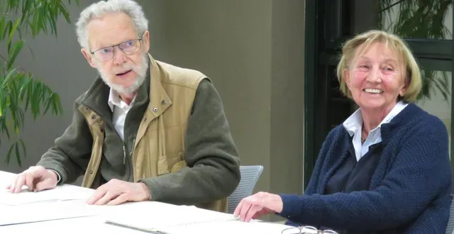 photo  serge bertin, secrétaire et chantal houel, présidente de l’associationavenir réalité chapelle-saint-aubin (arc).  &copy;  le maine libre 