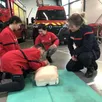 photo  beaufort-en-anjou, le 5 février 2025. les cadets de la sécurité civile du collège molière ont répété des exercices de secourisme au centre de secours des sapeurs-pompiers. les quinze collégiens participant à ce dispositif ont tous été formés au secourisme en novembre dernier. 