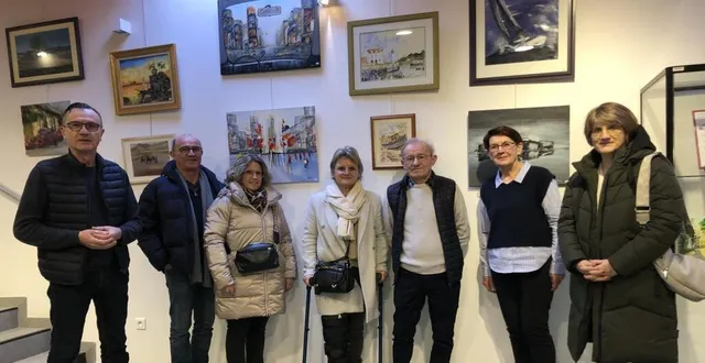 photo  de g. à dr : stéphane levêque, patrice, pascale, florence les enfants de roger et jeanine chéneau, catherine gautier.  &copy;  le maine libre 