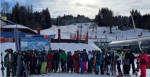 photo  quarante et un élèves de cinquième du collège saint-michel sont partis en haute-savoie.  &copy;  collège saint-michel 