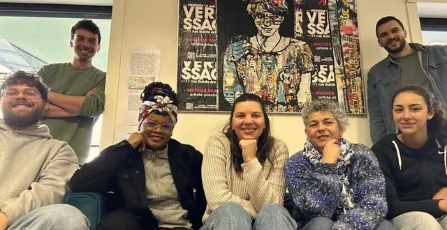 photo  de gauche à droite assis : tristan, animateur jeunesse ; noëlie, service civique international béninoise ; héloïse, responsable jeunesse ; magalie, responsable aînés-intergénérationnel ; et louna, stagiaire. debout : pascal, animateur jeunesse ; et antoine, coordinateur mja.  &copy;  ouest-france 