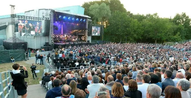 photo  rendez-vous incontournable de l’été angevin, le festival de trélazé draine des dizaines de milliers de spectateurs chaque année.  &copy;  archives ouest-france 
