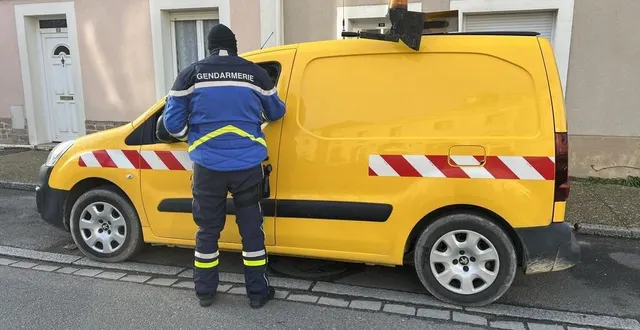 photo  mardi 11 février, une large opération de contrôles routiers a été menée à conlie, dans la sarthe.  &copy;  ouest-france 