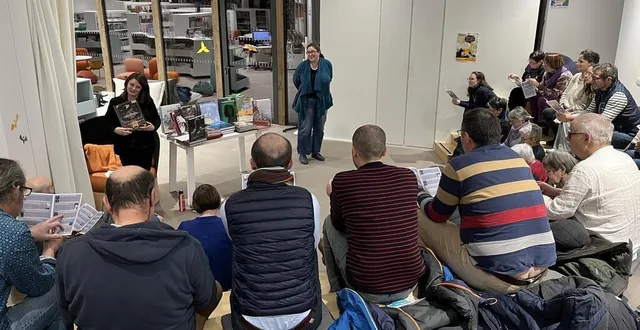 photo  les bibliothécaires alexia jorez et marie rolland ont présenté les ouvrages en lice pour le prix bd bulles 2025, lors d’une soirée dédiée vendredi 31 janvier.  &copy;  médiathèque du pays sabolien 