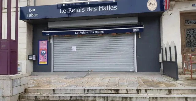 photo  le relais des halles, à montval-sur-loir ne rouvrira ses portes que le 24 février, au plus tôt.  &copy;  le maine libre 