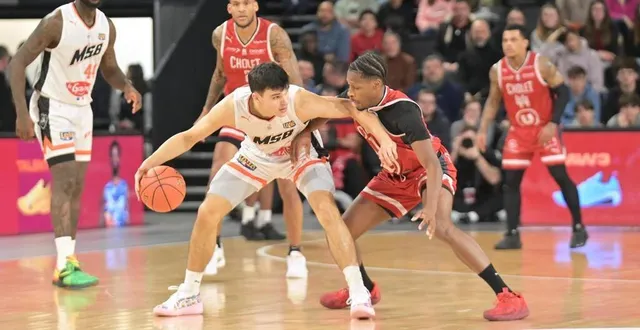 photo  léopold delaunay a fait preuve d’une grande activité contre cholet.  &copy;  guillaume marie 