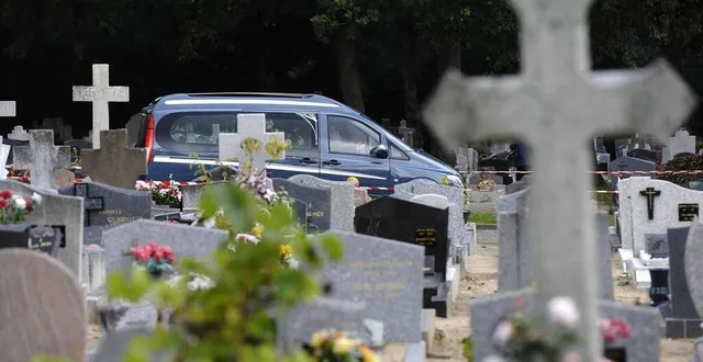photo  l’association happy end organise un « apéro de la mort » à angers, mercredi 26 février 2025 (photo d’illustration).  &copy;  archives ouest-france/franck dubray 