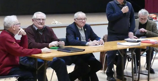 photo  le bureau de la section unc-afn soldats de france lors de l’assemblée générale.  &copy;  le maine libre 