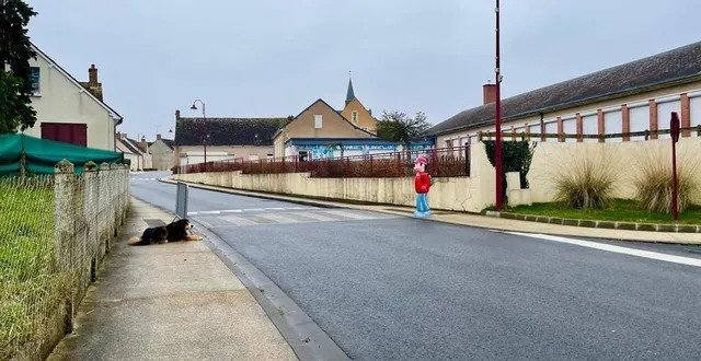 photo  aux abords de l’école publique de saint-corneille, zoé a disparu.  &copy;  le maine libre 